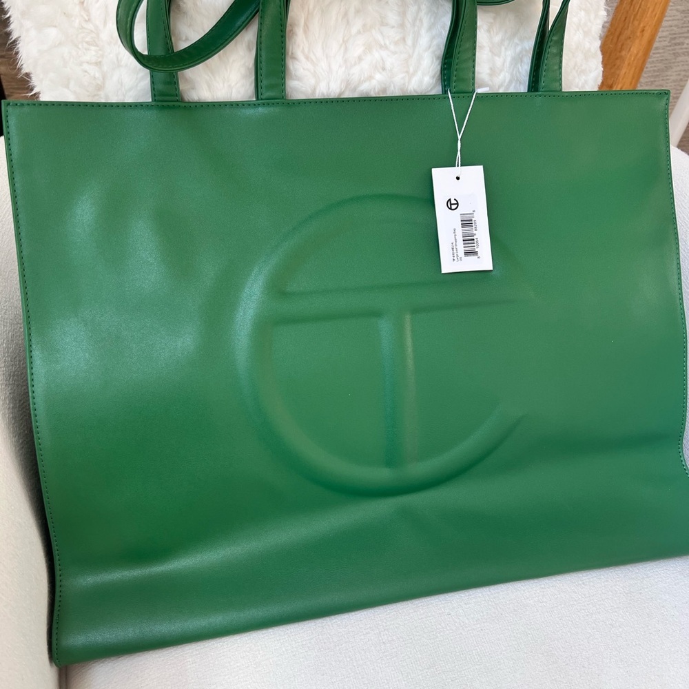 Telfar Large Shopper - Leaf Green - Picture 6 of 10